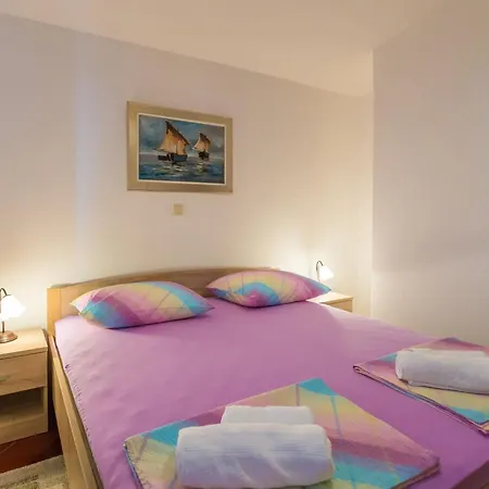 Sun & Sky - Two Bedroom With Balcony And Sea View Appartamento *