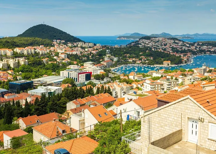 Sun & Sky - Two Bedroom With Balcony And Sea View Apartman Dubrovnik